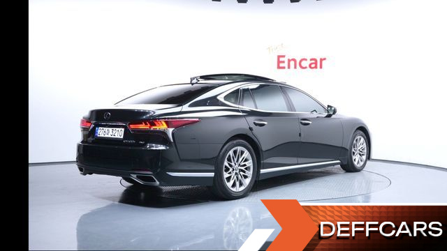 Lexus LS 3.5 Luxury AWD купить на сайте DeffCars