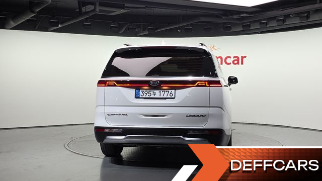 Kia CARNIVAL Gasoline 7-Seater Signature купить на сайте DeffCars