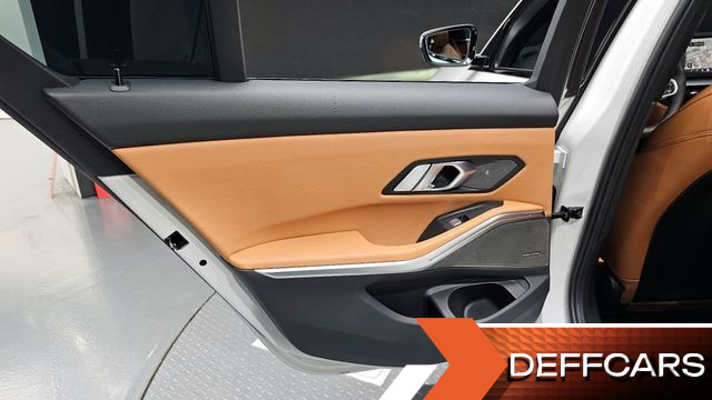 BMW 3-SERIES 320i M Sport купить на сайте DeffCars