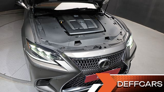 Lexus LS 3.5 Luxury AWD купить на сайте DeffCars