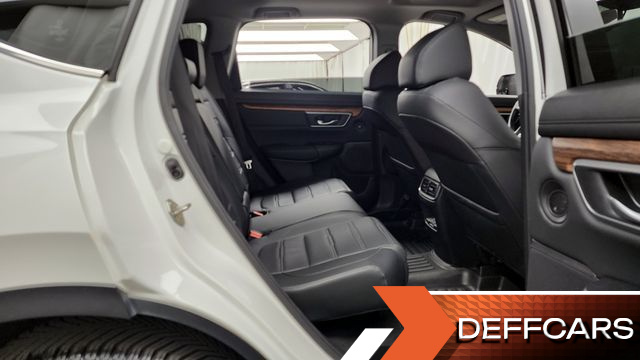 Honda CR-V 1.5 Touring 4WD купить на сайте DeffCars