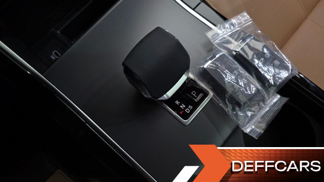 Land Rover RANGE ROVER VELAR 3.0 P400 Dynamic HSE купить на сайте DeffCars