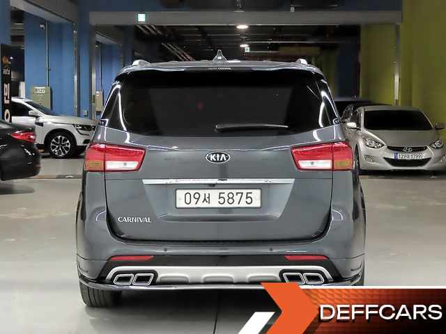 Kia CARNIVAL 9-seater Noblesse купить на сайте DeffCars