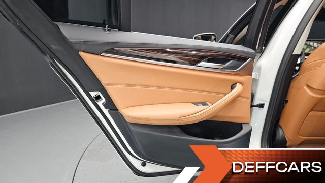 BMW 5-SERIES 520i Luxury купить на сайте DeffCars