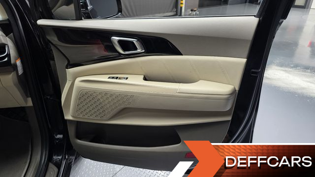 Kia CARNIVAL HEV 7seater Signature купить на сайте DeffCars