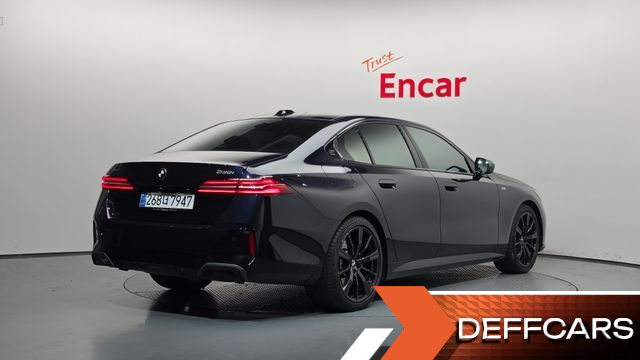 BMW 5-SERIES 530i xDrive M Sport купить на сайте DeffCars
