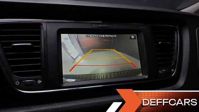 Kia CARNIVAL 7-seater Limousine VIP купить на сайте DeffCars