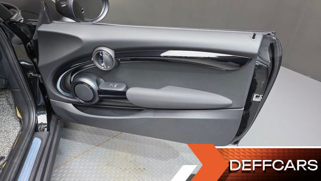 Mini COOPER Classic Plus 3rd купить на сайте DeffCars