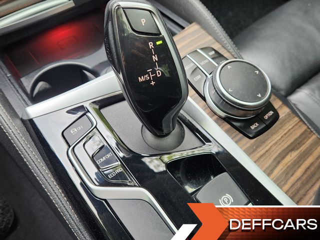 BMW 5-SERIES 530i Luxury Plus купить на сайте DeffCars