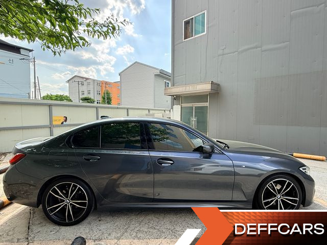 BMW 3-SERIES 320d M Sport купить на сайте DeffCars