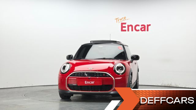 Mini COOPER Favoured купить на сайте DeffCars