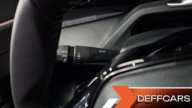 Peugeot 308 1.5 BlueHDi Allure купить на сайте DeffCars