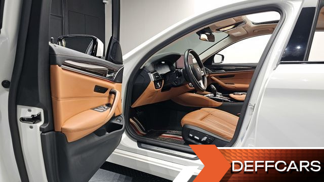 BMW 5-SERIES 520i Luxury купить на сайте DeffCars