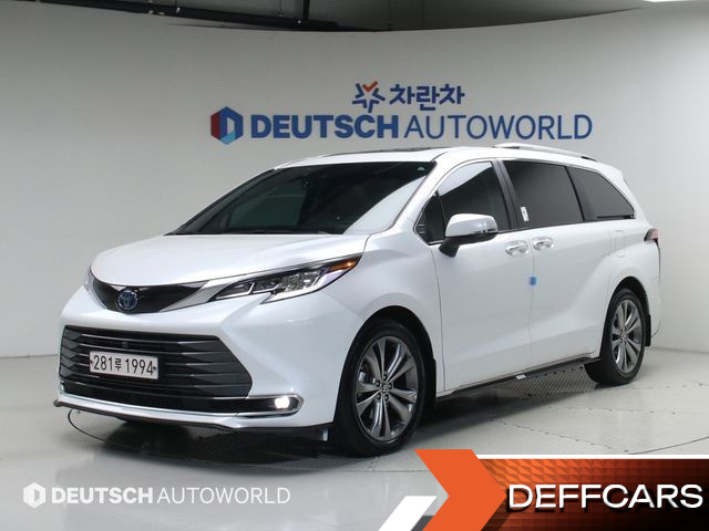 Toyota SIENNA 2.5 Hybrid 2WD купить на сайте DeffCars