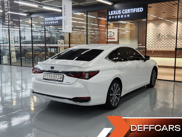 Lexus ES Luxury купить на сайте DeffCars