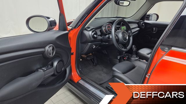 Mini COOPER 5Door Standard 3rd купить на сайте DeffCars