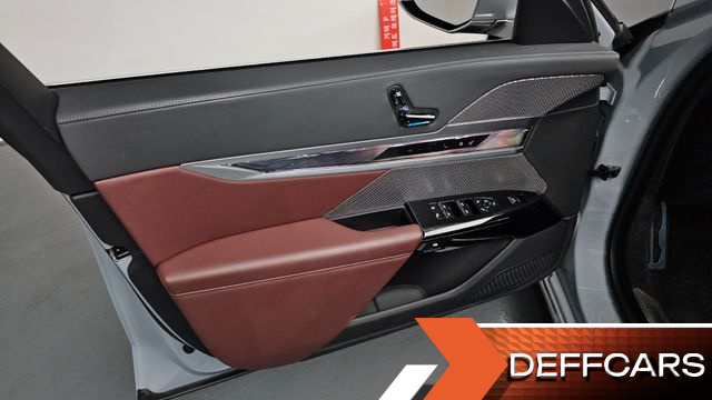 BMW 7-SERIES 740i sDrive M Sport купить на сайте DeffCars