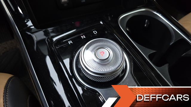 Kia CARNIVAL Gasoline 7-Seater Signature купить на сайте DeffCars