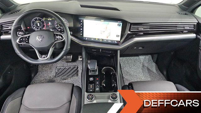 Volkswagen TOUAREG 3.0 TDI R-Line купить на сайте DeffCars