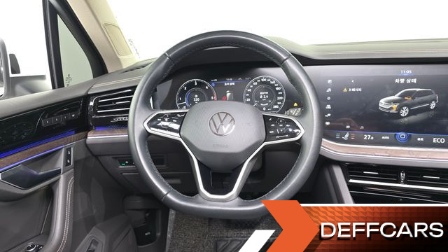 Volkswagen TOUAREG 3.0 TDI Prestige купить на сайте DeffCars
