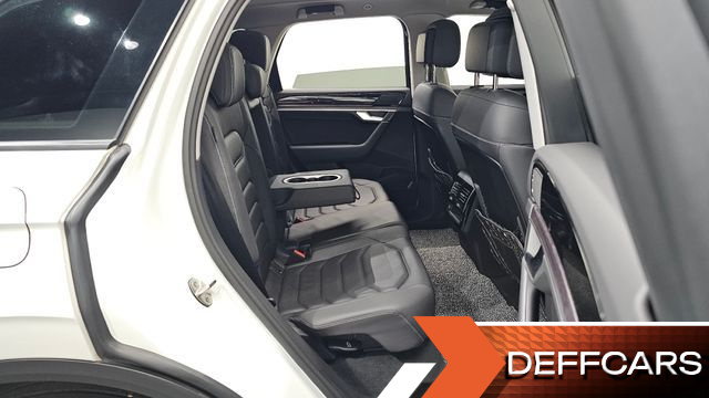 Volkswagen TOUAREG 3.0 TDI Premium купить на сайте DeffCars