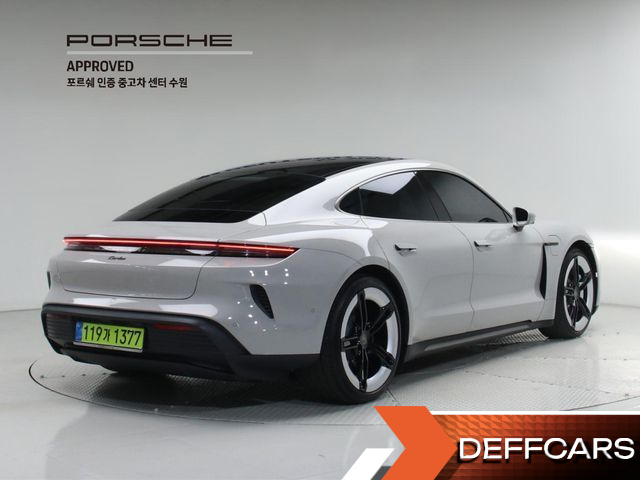 Porsche TAYCAN Turbo купить на сайте DeffCars