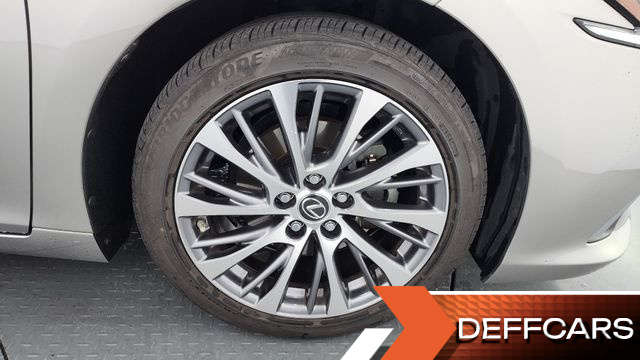 Lexus ES Luxury купить на сайте DeffCars