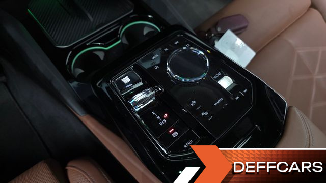 BMW 5-SERIES 530i xDrive M Sport купить на сайте DeffCars