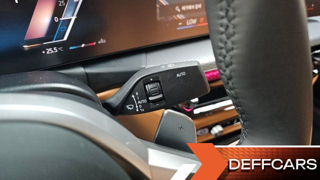 BMW 3-SERIES 320i M Sport купить на сайте DeffCars