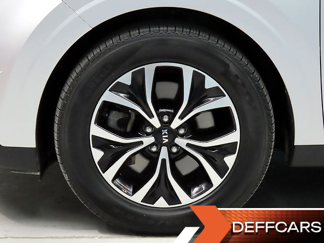 Kia CARNIVAL 9-Seater Prestige купить на сайте DeffCars