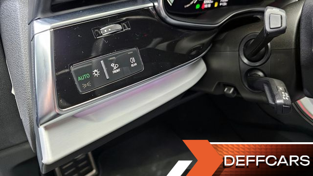 Audi Q8 55 TFSI Quattro Premium купить на сайте DeffCars