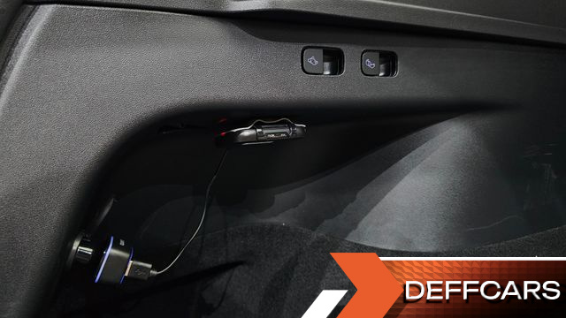Tesla MODEL Y RWD купить на сайте DeffCars