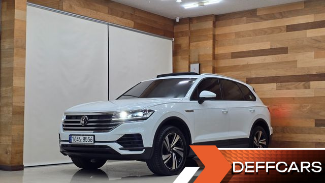 Volkswagen TOUAREG 3.0 TDI Premium купить на сайте DeffCars