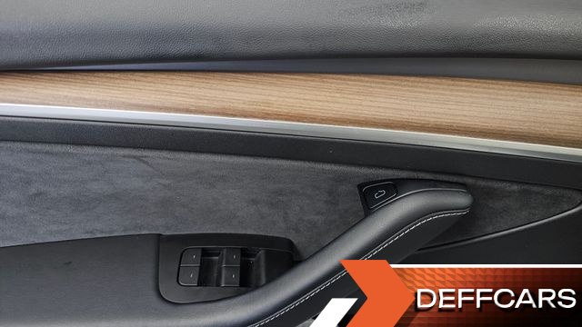 Tesla MODEL 3 Long Range AWD купить на сайте DeffCars