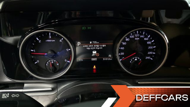 Kia CARNIVAL 9-Seater Noblesse купить на сайте DeffCars