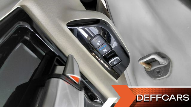 Kia CARNIVAL Gasoline 9-Seater Signature купить на сайте DeffCars