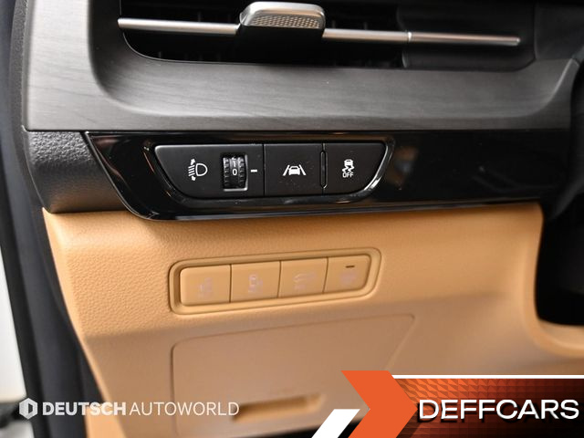 Kia CARNIVAL Gasoline 9-Seater Noblesse купить на сайте DeffCars