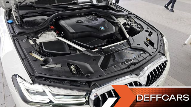 BMW 5-SERIES 520i Luxury купить на сайте DeffCars