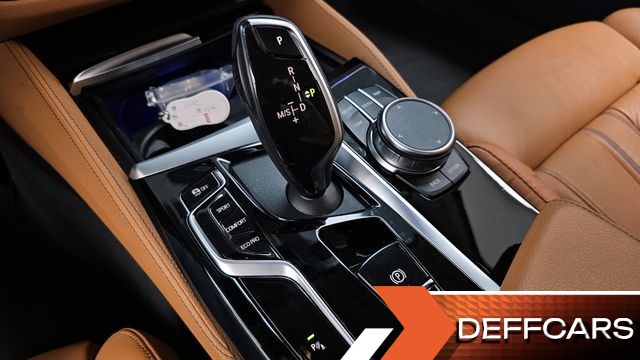 BMW 5-SERIES 520i Luxury купить на сайте DeffCars