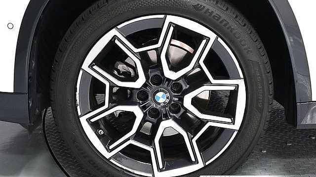 BMW X1 xDrive 20i xLine купить на сайте DeffCars
