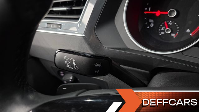 Volkswagen TIGUAN 2.0 TDI Premium купить на сайте DeffCars
