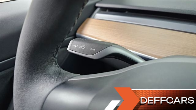 Tesla MODEL 3 Long Range AWD купить на сайте DeffCars