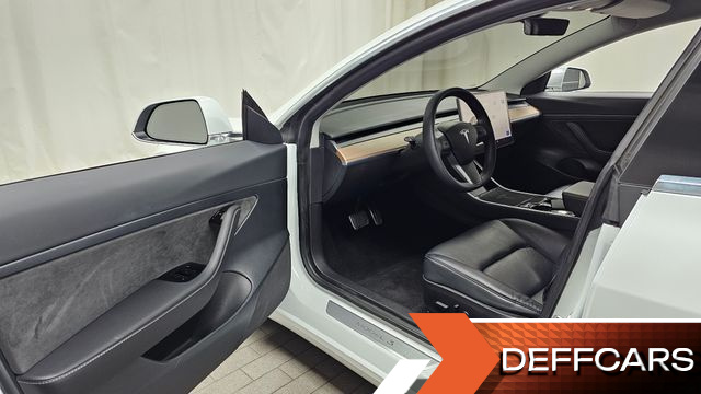 Tesla MODEL 3 Standard Range Plue RWD купить на сайте DeffCars