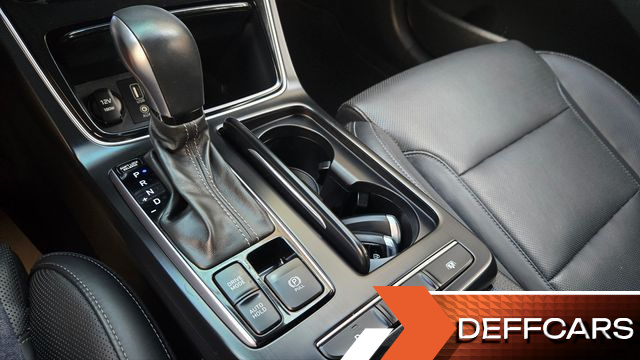 Hyundai GRANDEUR 3.0 Exclusive Special купить на сайте DeffCars