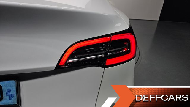 Tesla MODEL Y Standard Range RWD купить на сайте DeffCars