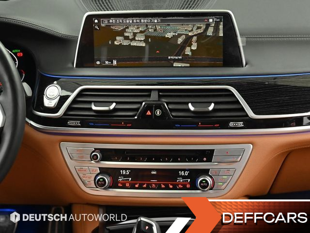 BMW 7-SERIES 740Li xDrive M Sport Package купить на сайте DeffCars
