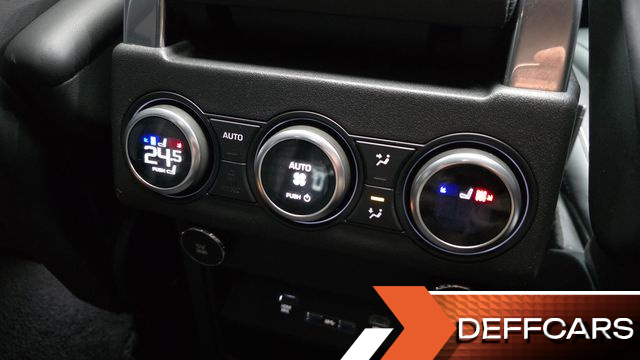 Land Rover DISCOVERY 3.0 TD6 HSE Luxury купить на сайте DeffCars