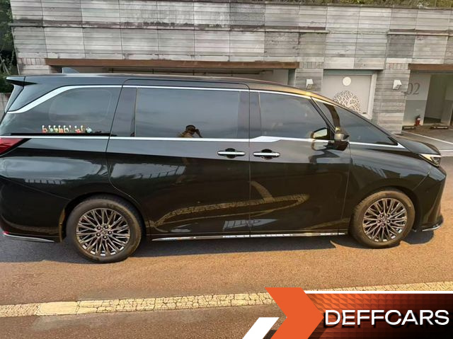 Lexus LM 500h Executive купить на сайте DeffCars