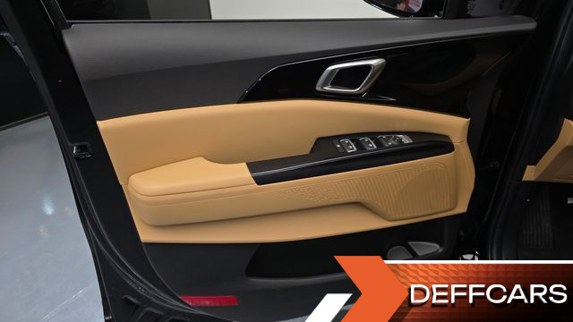 Kia CARNIVAL Gasoline 9-Seater Prestige купить на сайте DeffCars