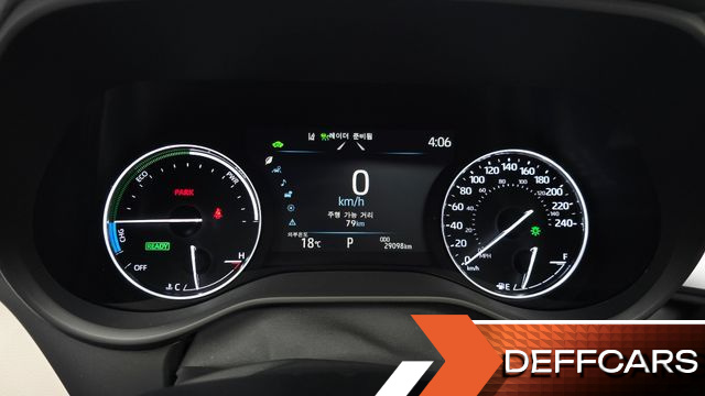Toyota SIENNA 2.5 Hybrid AWD купить на сайте DeffCars